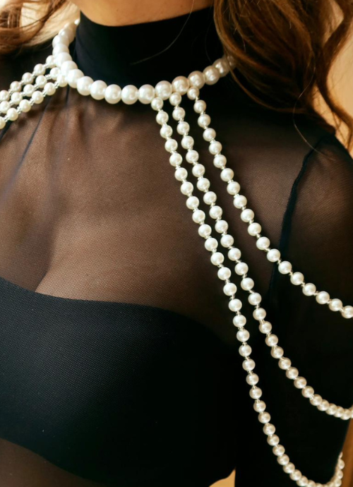 Body chain perlas.