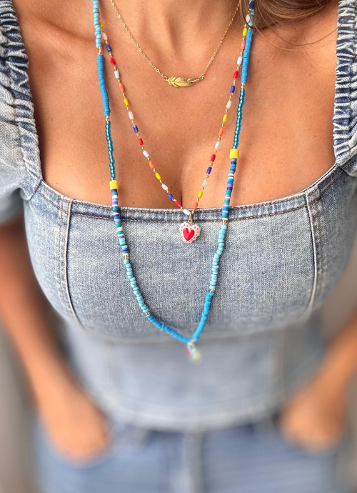 Collar largo V azul.