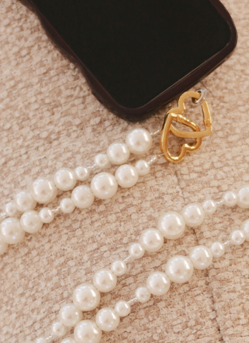 Collar porta celular.