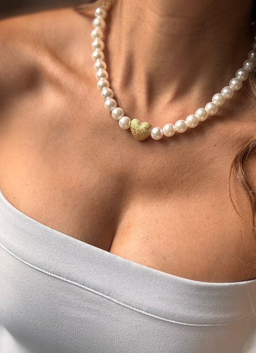 Collar de perla.